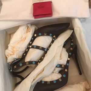 Brand new Valentino Rockstud Heels